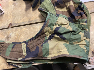 US Military Original Woodland Camo Helm Liner Kälteschutz Gr. 7 NSN 8415-01-099-2