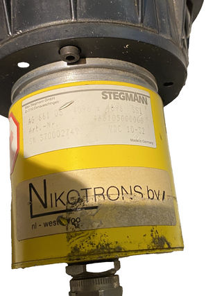 INDRAMAT 090B-0-PD-4-C/110-B-1/WA611XX (SERVOMOTOR) +Stegmann AG 661 22 4096 X10