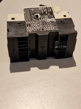 Telemecanique Motorschutzschalter GV2-M21 circuit breaker 17-23A4