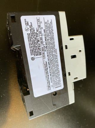 Siemens 3RV1011-1DA10 Motorschutzschalter 2,2–3,2A S00 gebraucht1