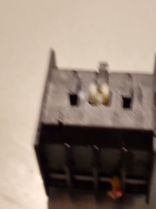 Siemens 3RH1911-1FA02 Hilfsschalterblock Hilfsschütz 2NC 2-polig S00 Gebraucht4