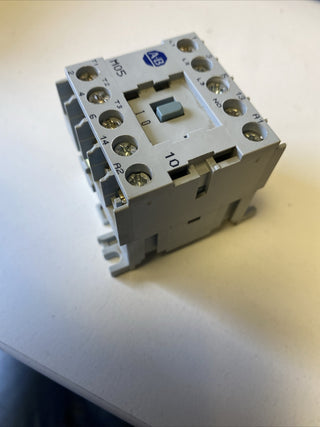 ALLEN-BRADLEY Schütz 100-MO5NZ*3 -unused4