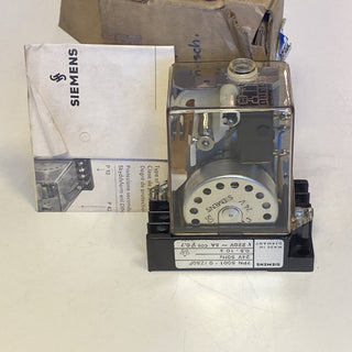 Siemens 7PN5051-1/Z52D Zeitrelais 220V 1–20s 7PN50 neu o. OVP