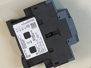 SIEMENS SIRIUS 3RT2024-2AB00 schütz 24V contactor2