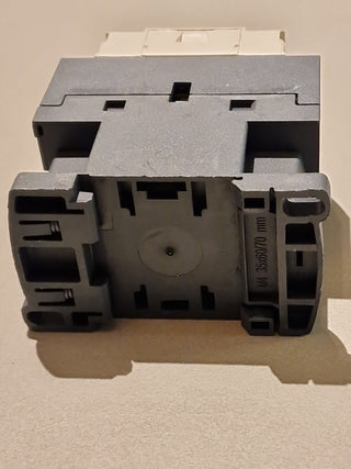 Schneider Electric Schütz, LC1D12P7 Leistungsschütz, 12A, 5,5kW4