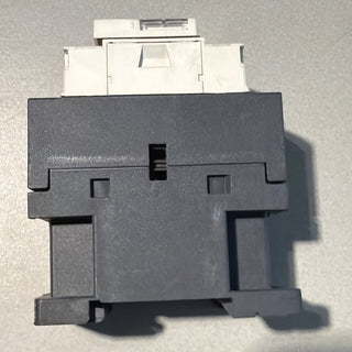 Schneider Electric LC1D09P7 TeSys D Leistungsschütz 3-polig 9A 230V AC Contactor2
