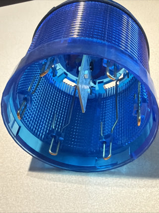 8WD4 420-5AF handelt es sich um ein Dauerlichtelement mit integrierter LED der M1