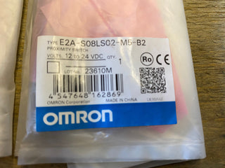 Omron E2A-S08LS02-M5-B2 Induktiver Näherungssensor | M8 PNP NC | NEU & OVP0