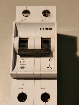 1x Siemens 5SX2202-7 Leitungsschutzschalter MCB C2 2A 2-polig 6kA gebraucht2