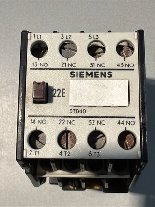 Siemens 3TB4017-0A Schütz 9A 600V VDE 0660 3-polig geb0
