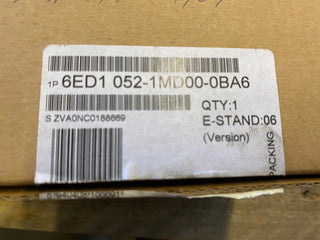6ED1052-1MD00-0BA6 SIEMENS LOGO! 24RC, Logikmodul, Display PS/I/O: UC 24V/UC 24V0