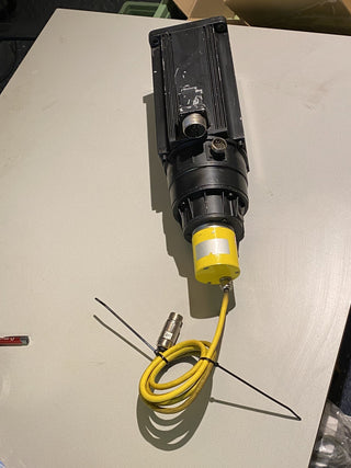Indramat MAC090B-0PD-4-C/110-B-1/WA611XX Servomotor inkl. Stegmann AG 661 Geber14