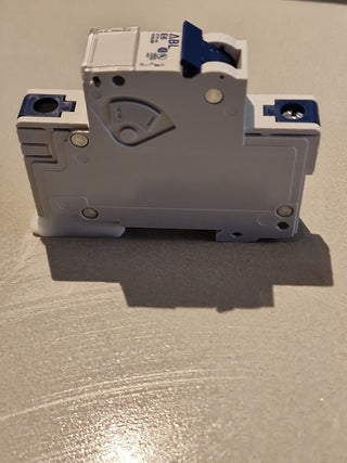 ABL Sursum 1E6UM  Leitungsschutzschalter/E6A / 277VAC1