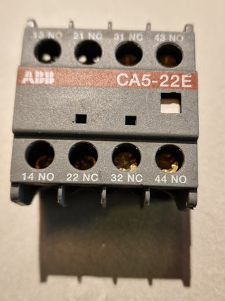 ABB CA5-22E Hilfskontaktblock 1SBN010040R1022 Hilfsschalterblock 2S/2Ö Gebraucht0