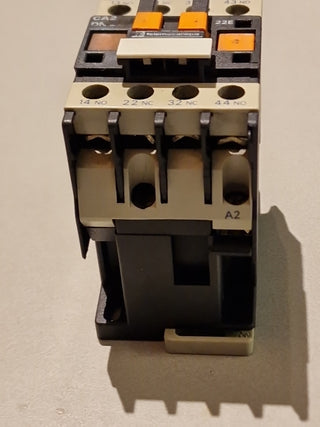 Telemecanique CA2DN22 Hilfsschütz / Steuerrelais – 24V AC – 2S/2Ö1