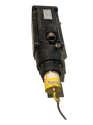 INDRAMAT 090B-0-PD-4-C/110-B-1/WA611XX (SERVOMOTOR) +Stegmann AG 661 22 4096 X9