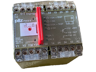 Pilz Sicherheitsrelais PNOZ 6 24VDC 3S 1Ö | ID 474899 | GEBRAUCHT1