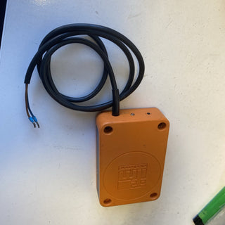 ifm ID0016 Induktiver Sensor – 50mm Schaltabstand – AC/DC 20-250V – Geprüft3