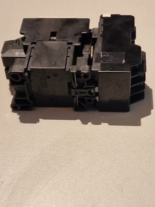 Fuji Electric Leistungsschütz SC-0 (13) SC13AA 20A5