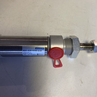 Mader Rundzylinder MDI-025-0250-A-P | ISO 6432 | Ø 25mm, 250mm Hub – NEU2