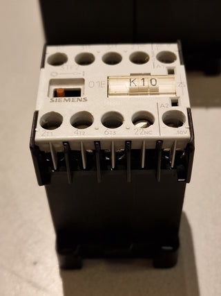 Siemens 3TF2001-0JB4 Schütz 4kW 400V 17–30V DC – 5x geb0