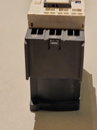 Schneider 080843 LC1D093-BL 24VDC 4kW LC1D093BL1