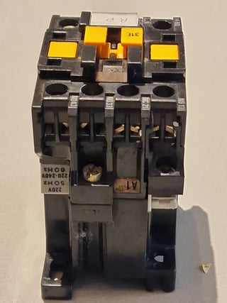 1x Telemecanique CA2-DN1319.A65 Hilfsschütz Schütz 220V AC Spule GEBRAUCHT3