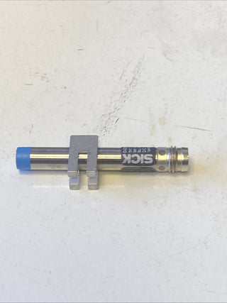 SICK IH06-03NPS-VT1 Induktiver Näherungssensor (IMM) – Neu3