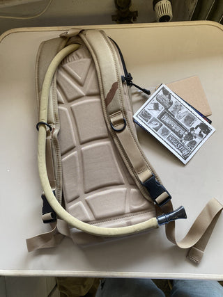 Blackhawk Hydrastorm Turbine 3L Trinkrucksack Desert Camo Carrier mit Blase13