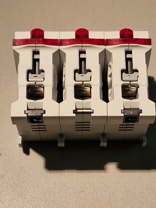1x ABB ISS63/3 D02-Sicherungssockel REO-S 63A 3-polig 400V #9 gebraucht2