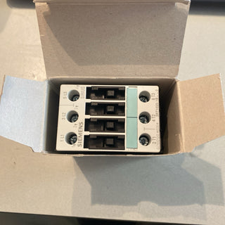 Siemens 3RT1025-1BB40 SIRIUS Leistungsschütz 7,5kW / 24V DC – Neu