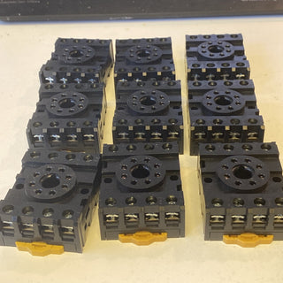 PF083A-E Relaissockel 8-Pin 10A 250V neu3