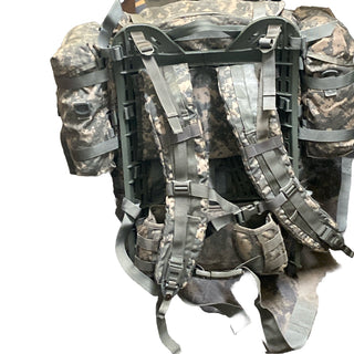 US Army MOLLE II Large Rucksack ACU Digital UCP Field Pack Komplettset7