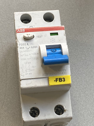 ABB F202 A-40/0,3 FI-Schutzschalter 2-polig 40A 300mA – Gebraucht0