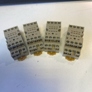 Omron PYF14A-N Relaissockel 14-polig 5A 250V 4St neu1