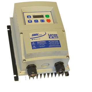 Lenze AC Tech SMVector Frequenzumrichter (VFD Drive Inverter). ESV371N02SFC5
