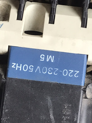 Telemecanique CA2DN31 Hilfsschütz | 220V AC Spule | 3 NO + 1 NC | Geprüft2