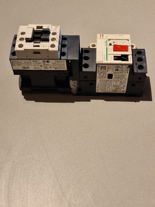Schneider Electric Motorschutzschalter GV2ME08 + Schütz LC1D12 Motorstarter-Komb4