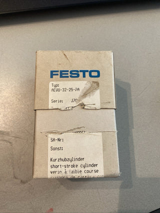 Festo AEVU-32-25-P-A Kompaktzylinder (Teilenummer: 156954) – NEU & UNBENUTZT