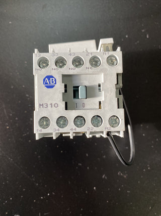 Allen-Bradley 700DC-MB310 Relais A300 Q300 geb1