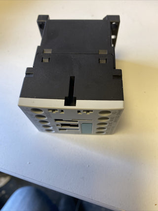 Siemens SIRIUS Hilfsschütz 3RH1122-1BM40 | 220V DC | 2S+2Ö4