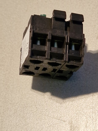 3x Eaton M22-K02SMC10 Kontaktelement 2Ö Front, Schraubanschl. , 1214742