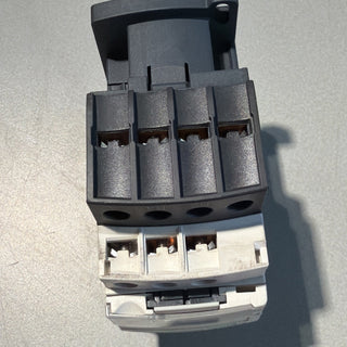 Schneider Electric LC1D128 TeSys D Leistungsschütz 4-polig 25A 48V AC Schütz geb1