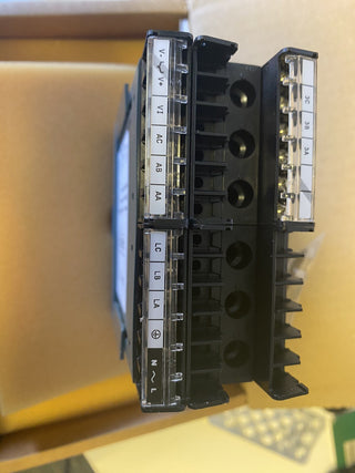 Eurotherm 2108i Temperaturregler Schneider Electric6