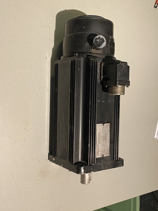 Indramat MAC 090B-0-PD-4-C/110-A-1/DI520LX/S001 Dreiphasen-Servomotor GEBRAUCHT2