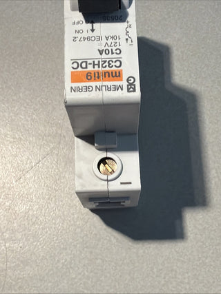 1x Merlin Gerin C32H-DC-C10A Multi 9 DC-Leitungsschutzschalter 10A 2-polig NEU4
