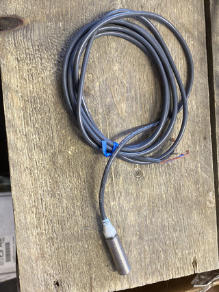 Omron E2B-M12KS02-WP-C1 Induktiver Sensor M12 NPN 2m – neu o.OVP0