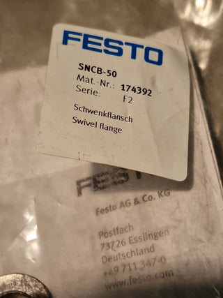 1PC FESTO SNCB-50 174392 Zylinder Ohrring Halterung Neu0