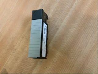 2x Allen Bradley Rockwell Nutenfüller Modul 1756-n21