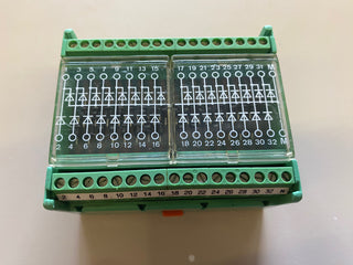 PHOENIX CONTACT EM 4-DI0 32M/LP 29547850